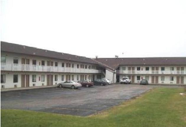 Hilltop Inn Pittsburgh Crafton Exterior photo
